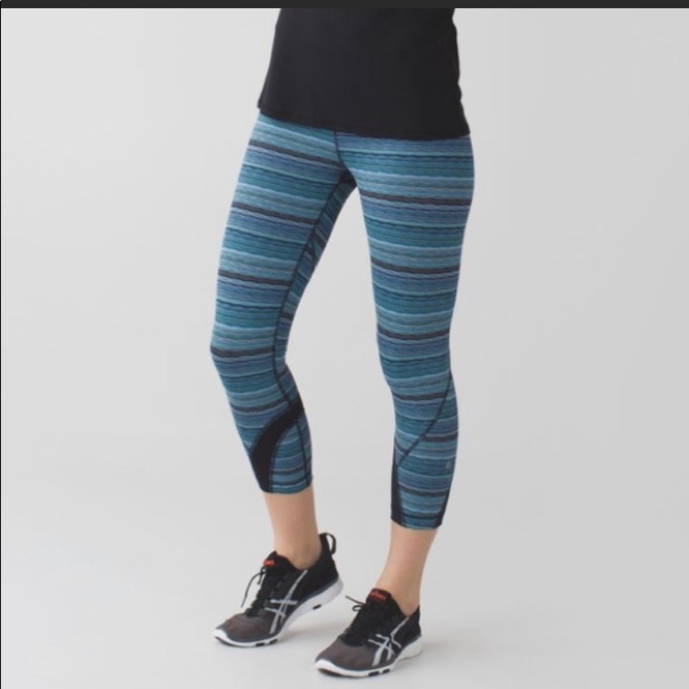 Lululemon Run Inspire space dye crop II